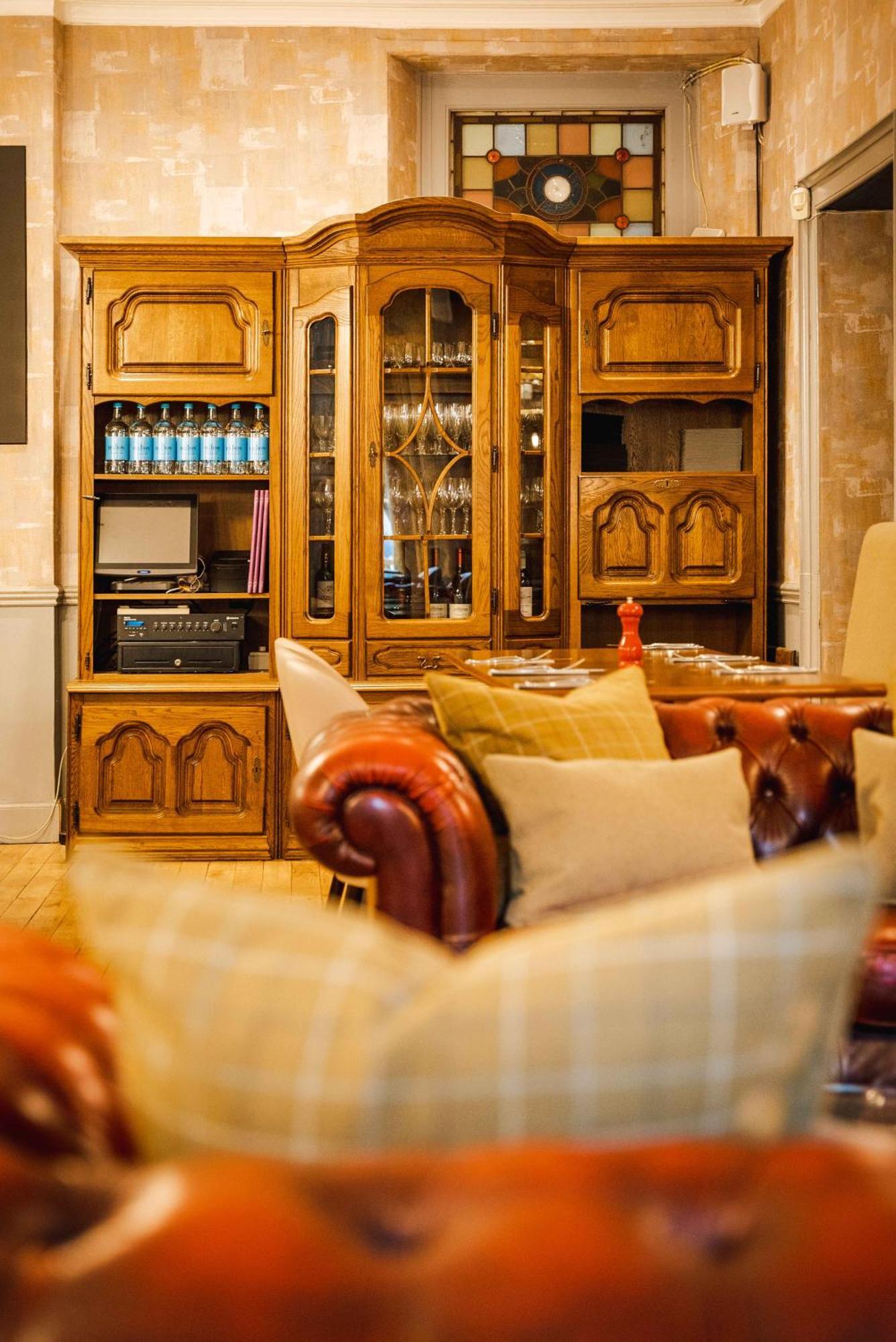 Traquair Arms Hotel Innerleithen Esterno foto
