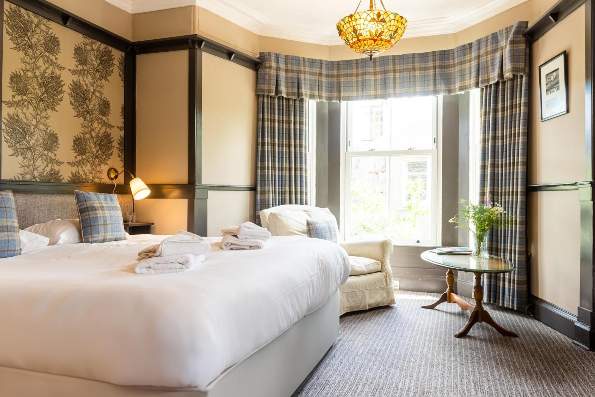 Traquair Arms Hotel Innerleithen Esterno foto