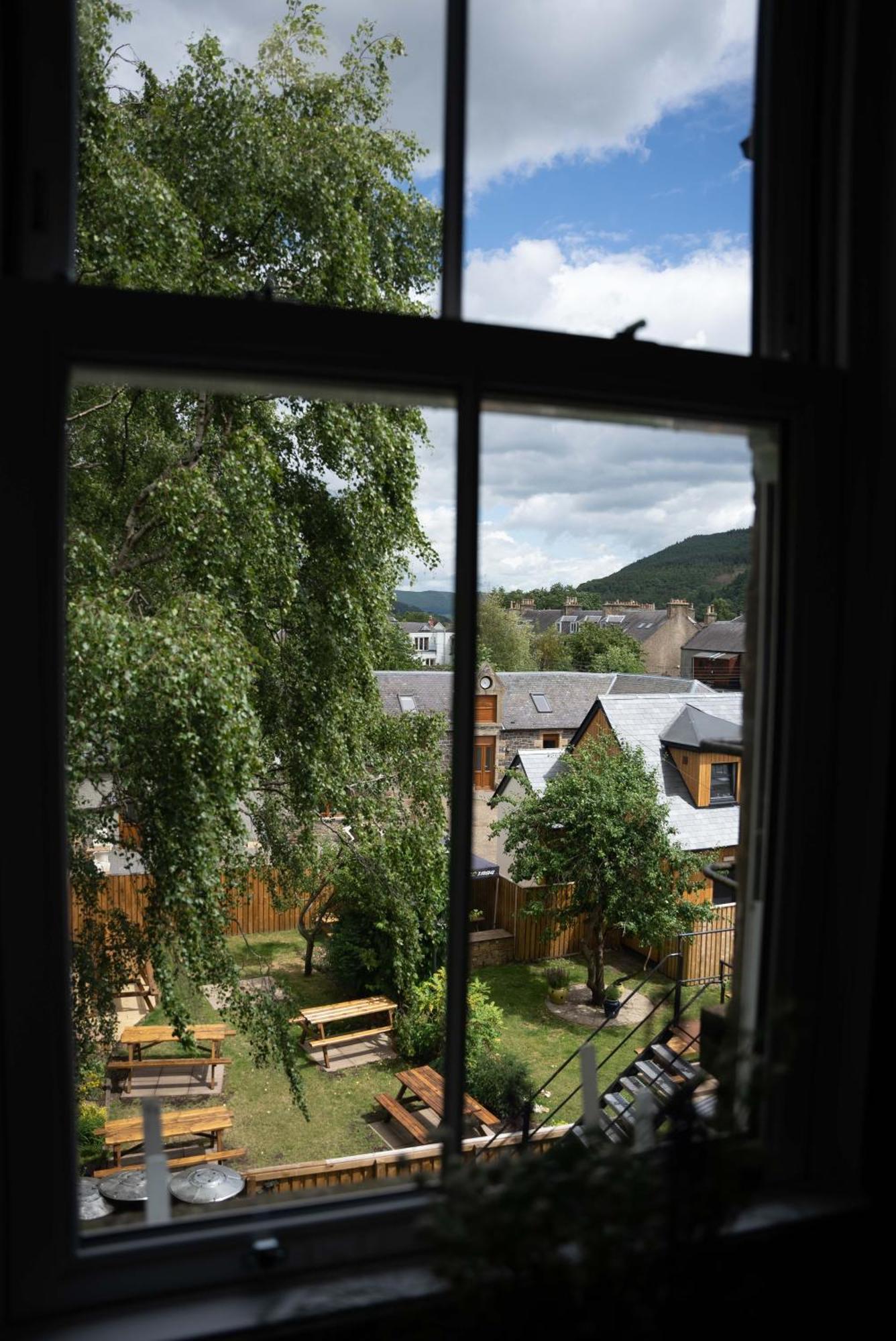 Traquair Arms Hotel Innerleithen Esterno foto